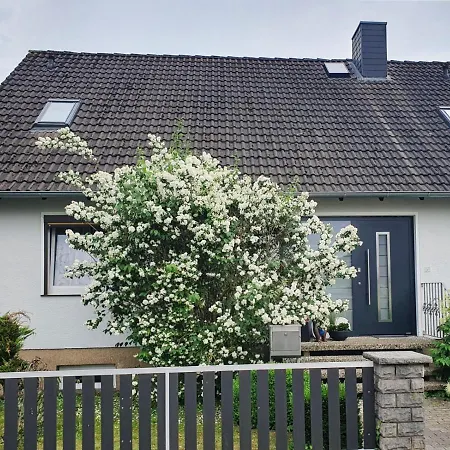 Privatzimmer Mit Eigenem Bad Und Kueche Burgwedel  Eksteriør billede