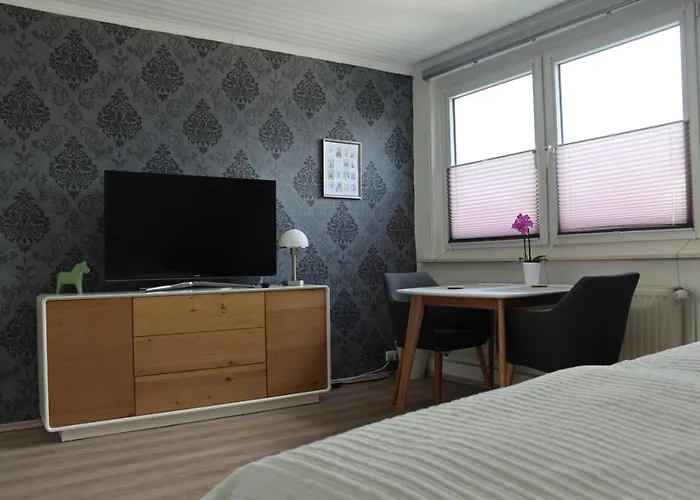 Privatzimmer Mit Eigenem Bad Und Kueche