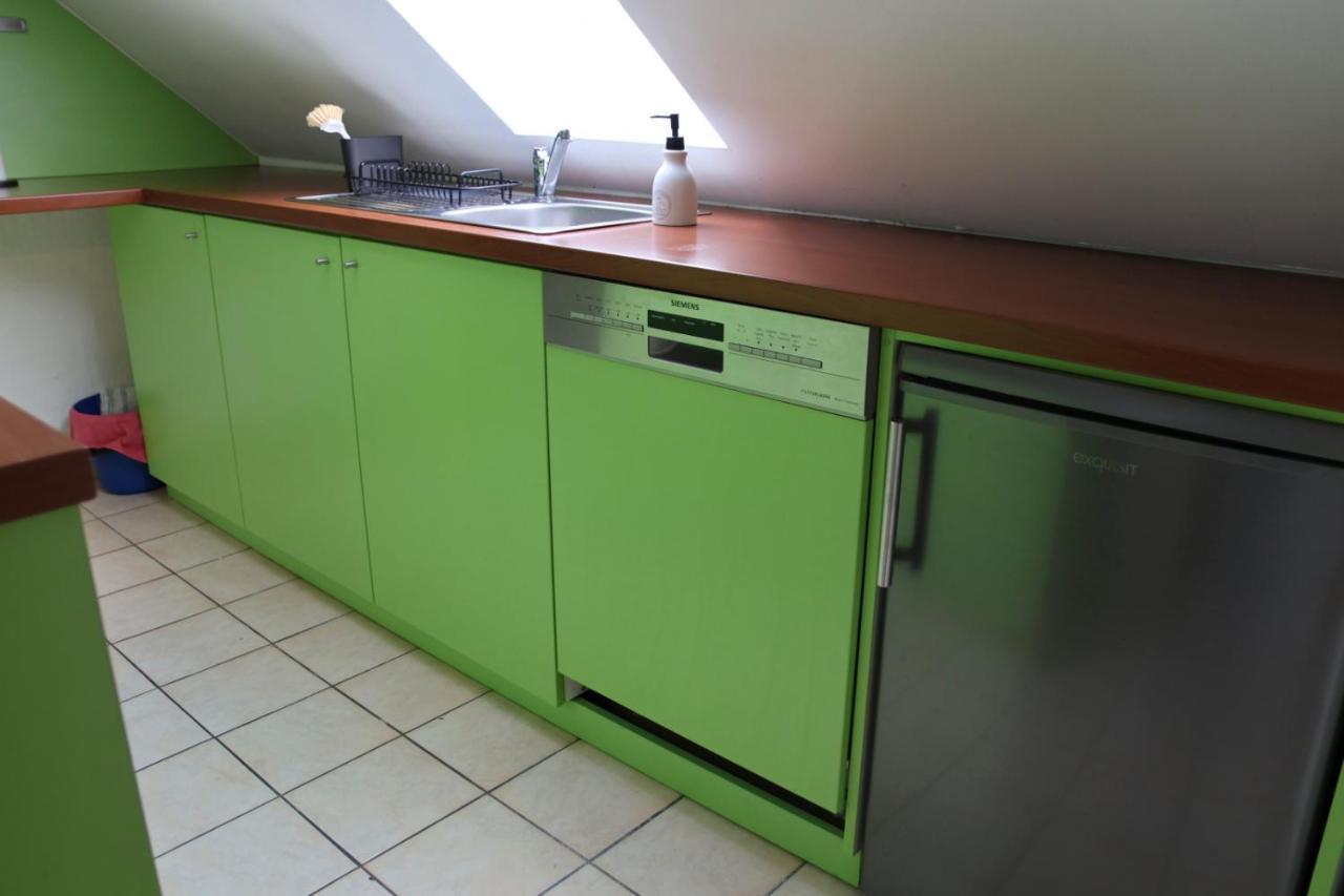 Mit Eigenem Bad Und Kueche Apartment *